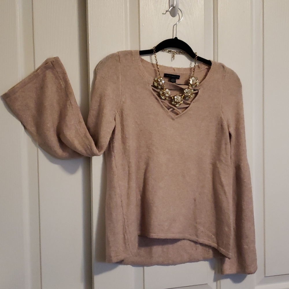 Sweater - Picture 2 of 4